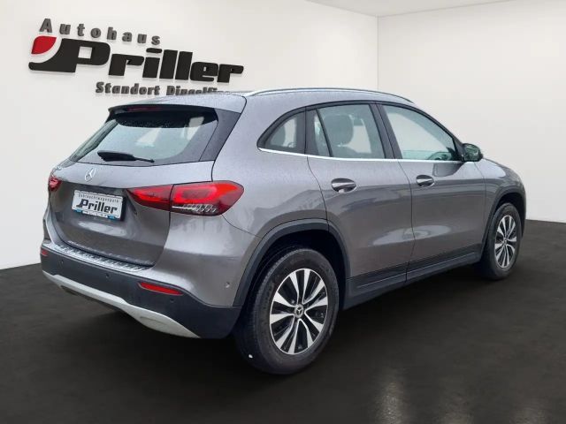 Mercedes-Benz GLA 250 Style