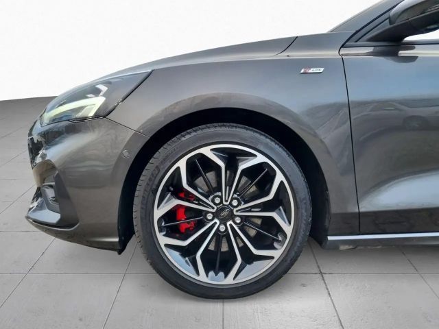 Ford Focus EcoBoost ST Line