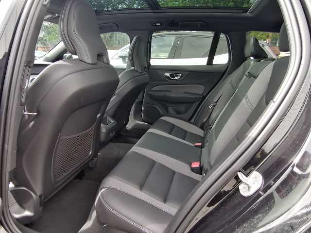 Volvo V60 Dark Plus