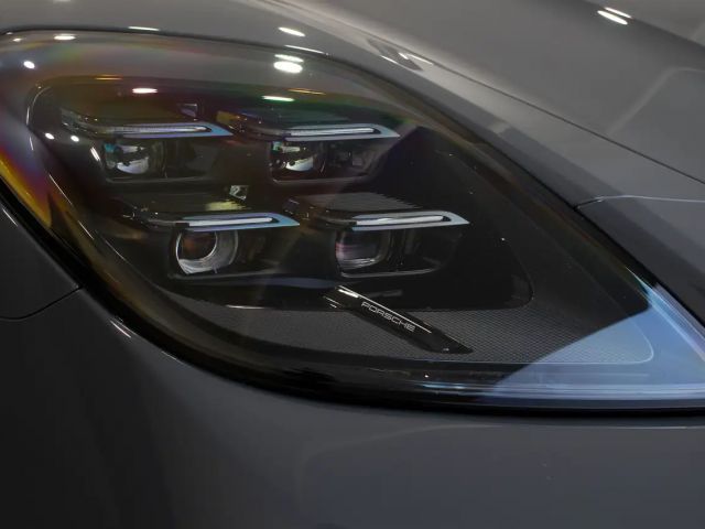 Porsche Panamera 4 E-Hybrid