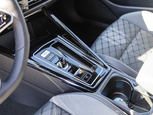 Volkswagen Golf 1.5 eTSI DSG Golf VIII Variant