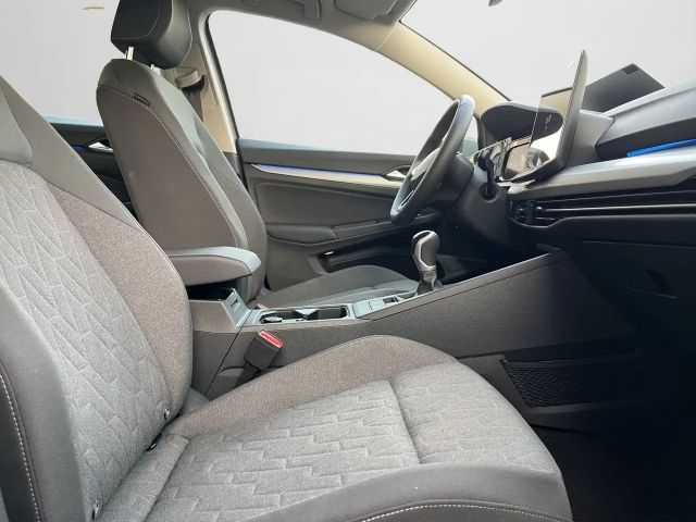 Volkswagen Golf 1.5 TSI Life Variant