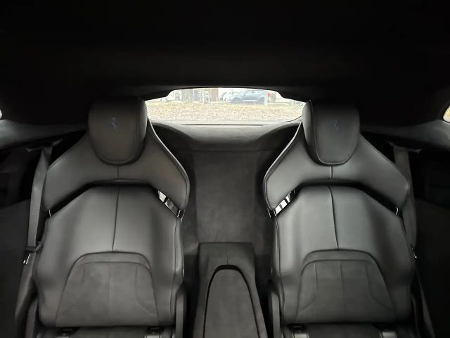 Ferrari Purosangue *Embleme*PDC*Klima*Leder*