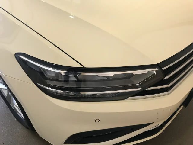 Volkswagen Passat 2.0 TDI DSG Variant