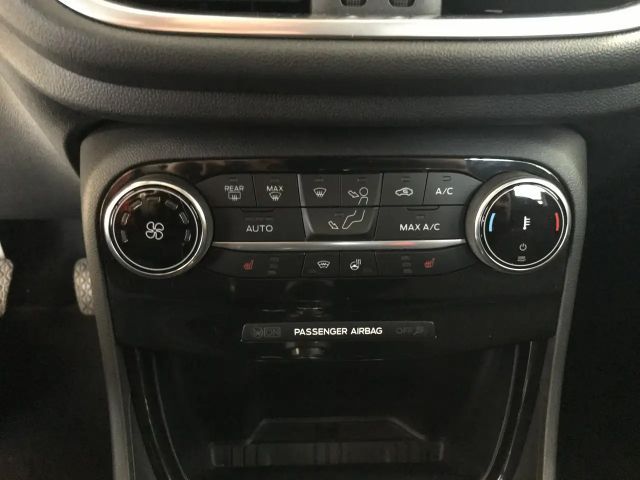 Ford Puma EcoBoost Titanium