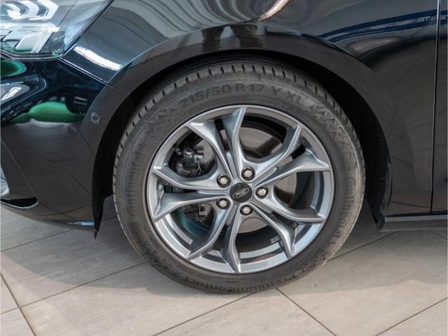 Ford Focus ST Line