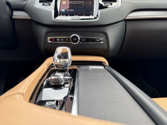 Volvo XC90 Dark T8 Ultimate