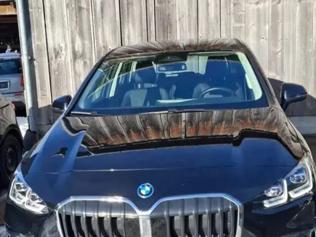 BMW 225 Sedan xDrive