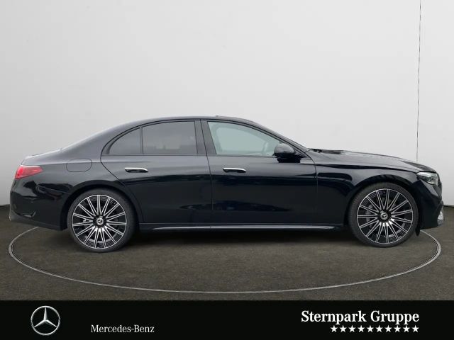 Mercedes-Benz E 200 Sedan