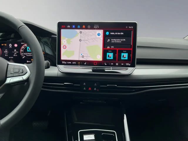 Volkswagen Golf Style Variant