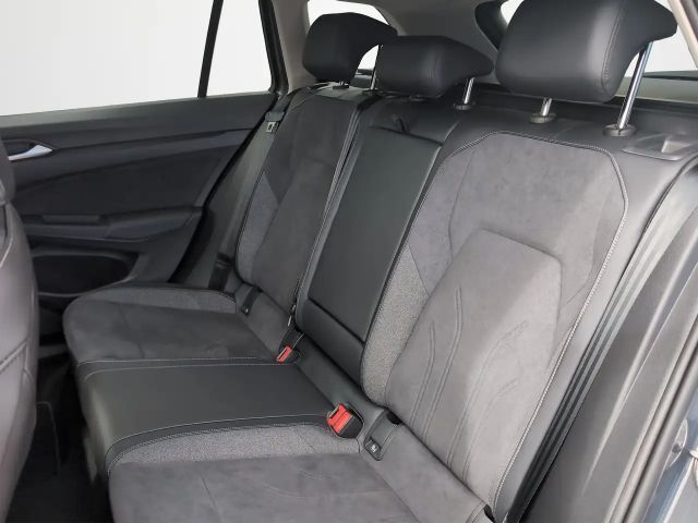 Volkswagen Golf Business DSG Variant