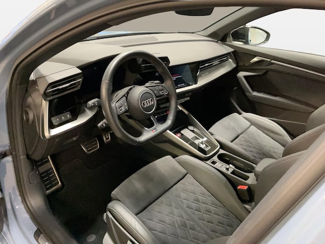 Audi RS3 Quattro S-Tronic Sedan