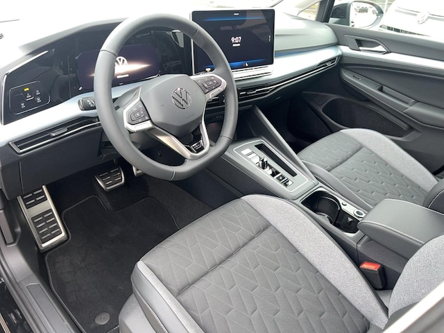 Volkswagen Golf 1.5 eTSI