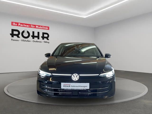 Volkswagen Golf 1.5 eTSI BMT DSG Golf VIII Life