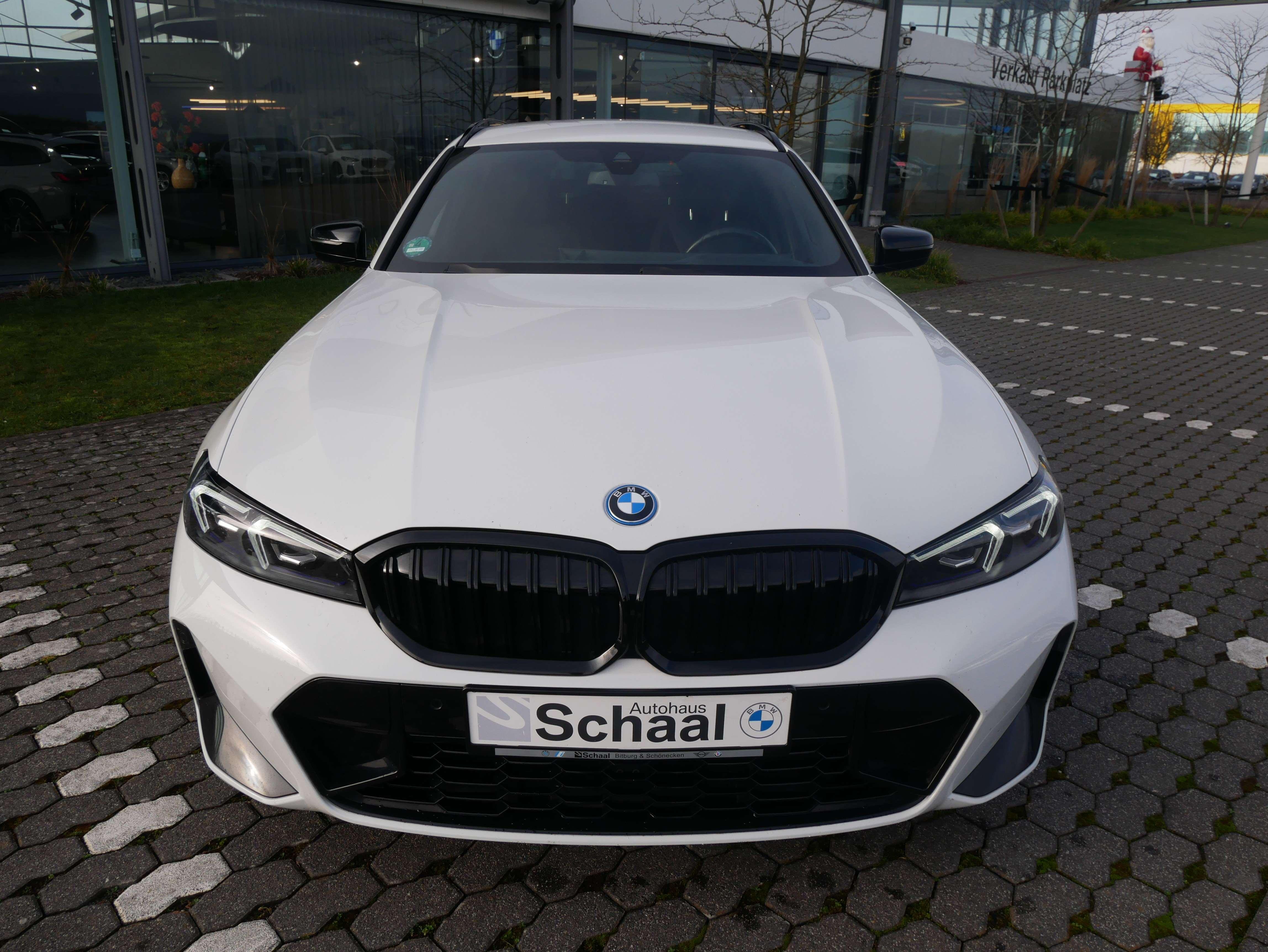 BMW 320 320e Touring