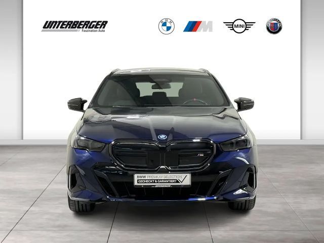 BMW i5 M60 Touring xDrive
