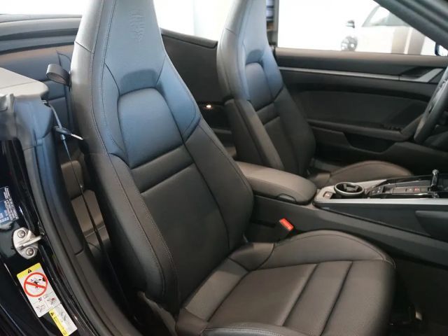 Porsche 992 Cabrio Carrera