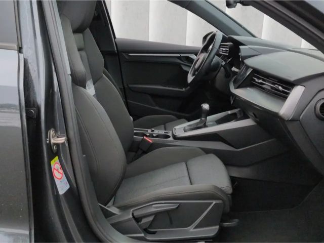 Audi A3 30 TFSI Sedan Sportback