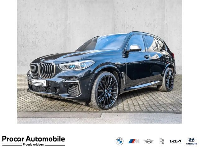 BMW X5 M50i