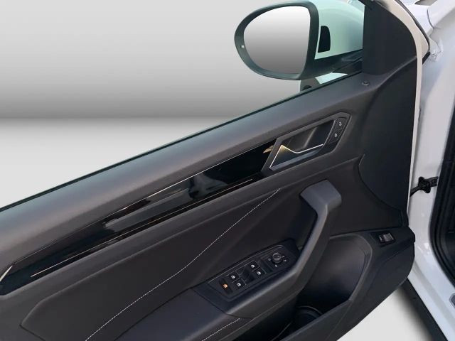 Volkswagen T-Roc DSG R-Line