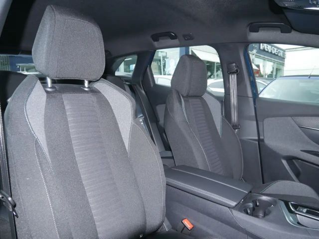 Peugeot 3008 Active Pack EAT8 PureTech