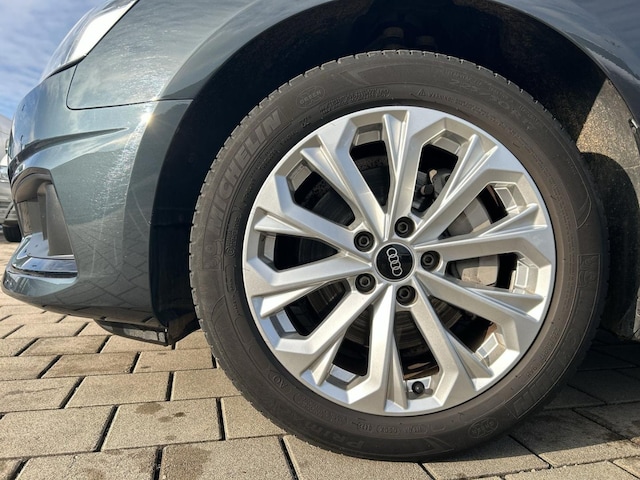 Audi A4 40 TFSI Avant S-Tronic