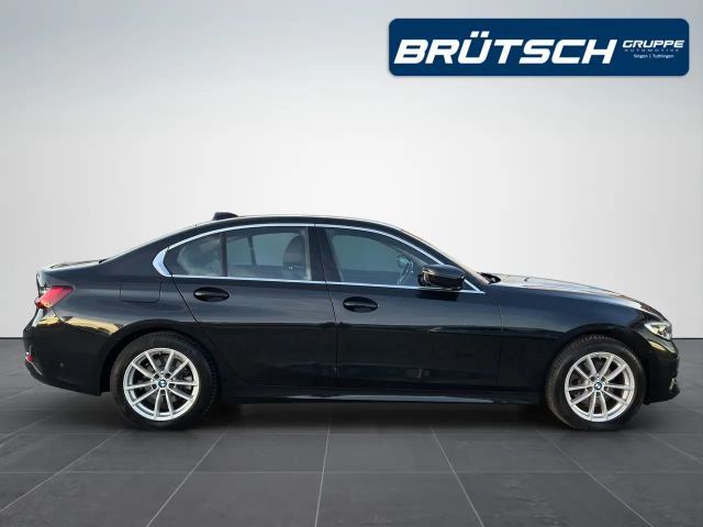 BMW 320 320d Luxury Line Sedan xDrive
