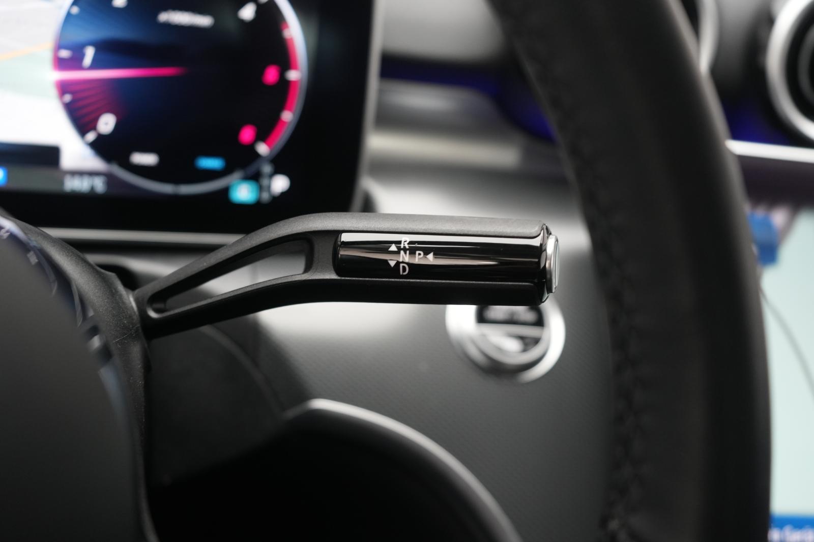 Mercedes-Benz C 220 AVANTGARDE C 220 d Estate