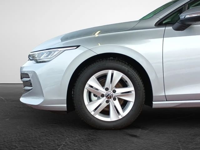 Volkswagen Golf 1.5 TSI Life Variant