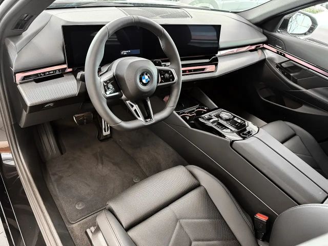 BMW 520 520d M-Sport xDrive