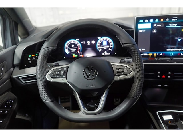 Volkswagen Golf 1.5 eTSI R-Line Variant