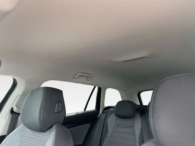 Skoda Superb 2.0 TDI Combi Selection