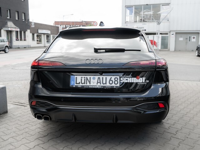 Audi A6 Avant Quattro S-Tronic