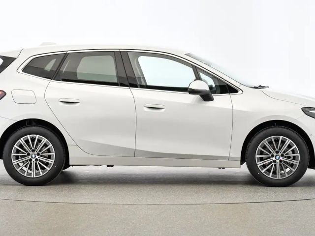 BMW 218 218d Active Tourer Sedan