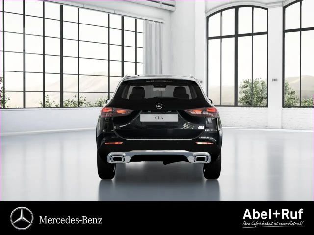 Mercedes-Benz GLA 180 Progressive