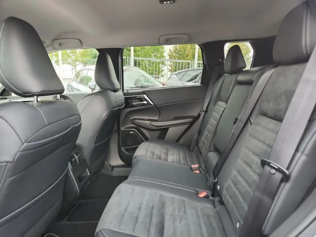 Mitsubishi Outlander 4WD