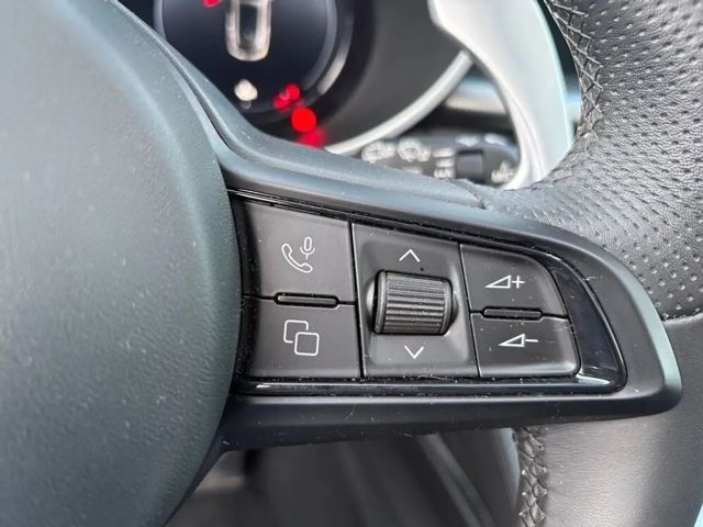 Alfa Romeo Stelvio Q4 Veloce