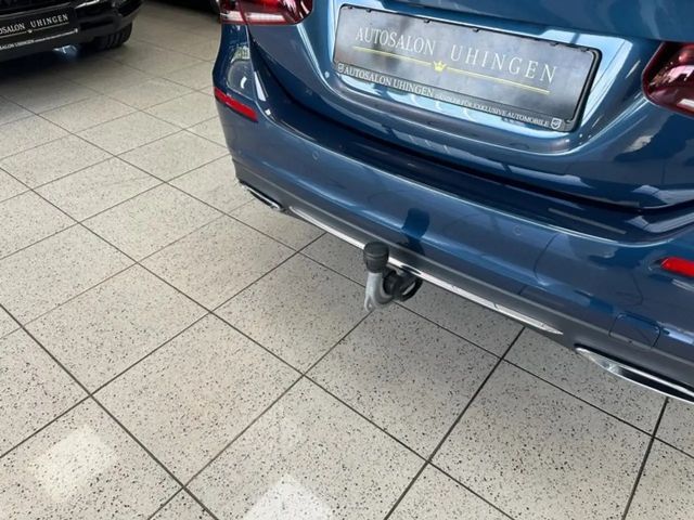 Mercedes-Benz A 200 Limo 4-MATIC*8G-DCT*WIDE*MBUX*AHK*KAM*STDH