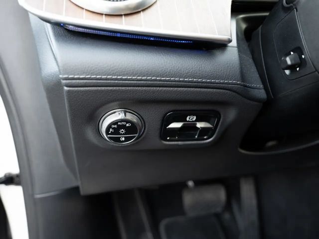 Mercedes-Benz EQS 450 Sedan