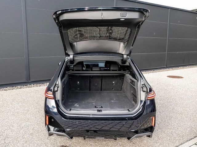 BMW 540 540d M-Sport Touring xDrive