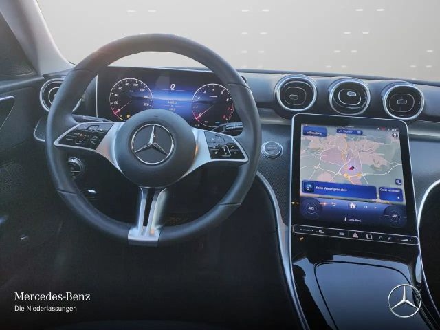 Mercedes-Benz C 180 AVANTGARDE Sedan