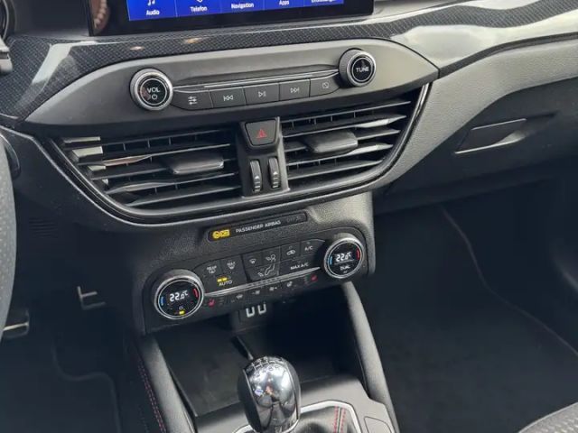 Ford Focus Limited ST Line