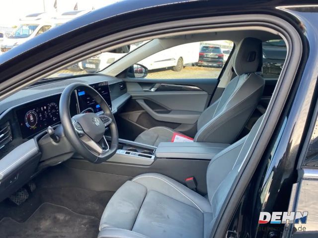 Volkswagen Passat 1.5 eTSI Business DSG Variant