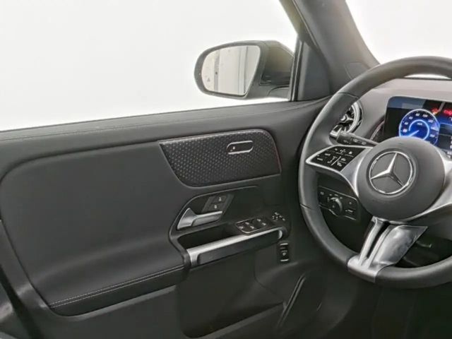 Mercedes-Benz EQB 300 4MATIC Progressive