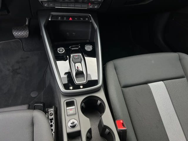 Audi A3 30 TFSI S-Tronic Sedan Sportback