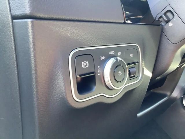 Mercedes-Benz GLA 220 4MATIC Progressive