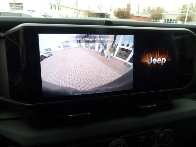 Jeep Wrangler Sahara