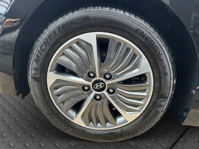 Hyundai Ioniq Hybrid Plug-in Prime