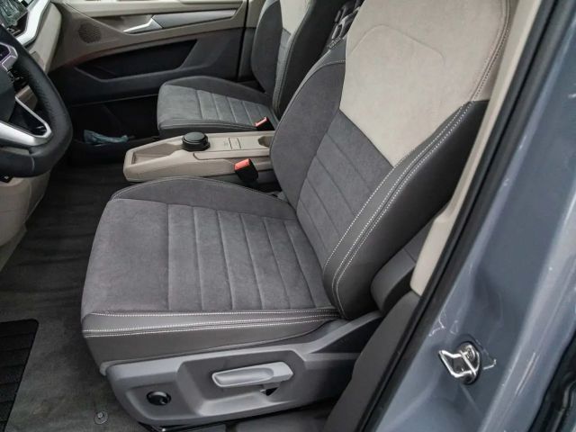 Volkswagen Multivan 2.0 TDI Lang Life Pro T7