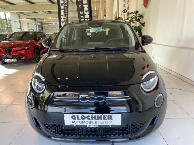 Fiat 500e 500 e   Komfortpaket/ Allwetterreifen